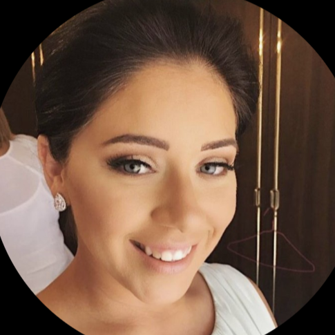 Maria Dinow's profile picture